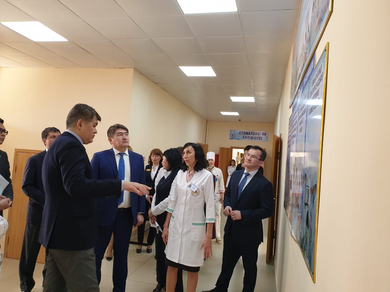 Visit of the Minister of Health of the Republic of Kazakhstan Yelzhan Birtanov to the Medical College of Zhezkazgan